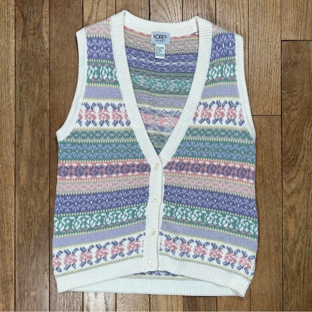 Koret Cream-Trim Pastel Floral Fair Isle V-Neck Sweater Grandma Cottagecore Vest